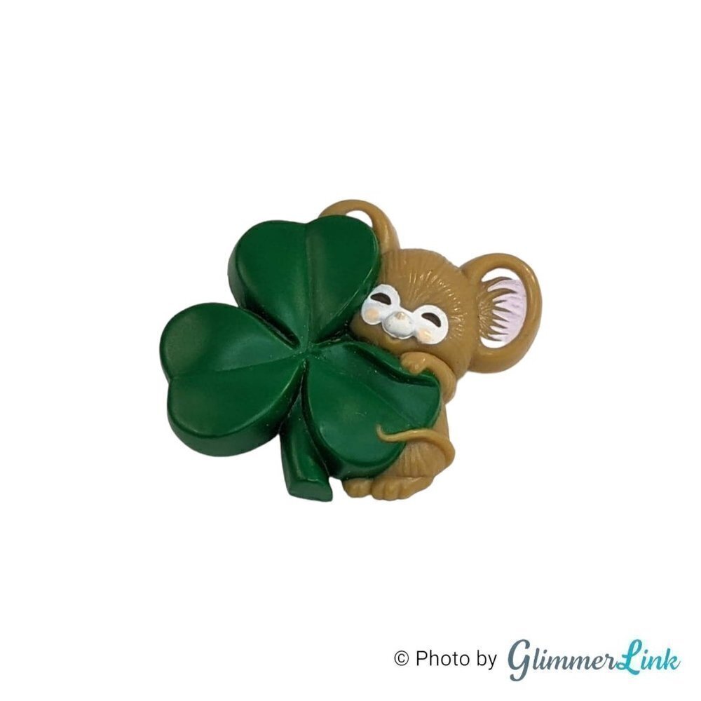 Vintage 1983 Hallmark Mouse Three Leaf Clover St Patrick's Plastic Brooch